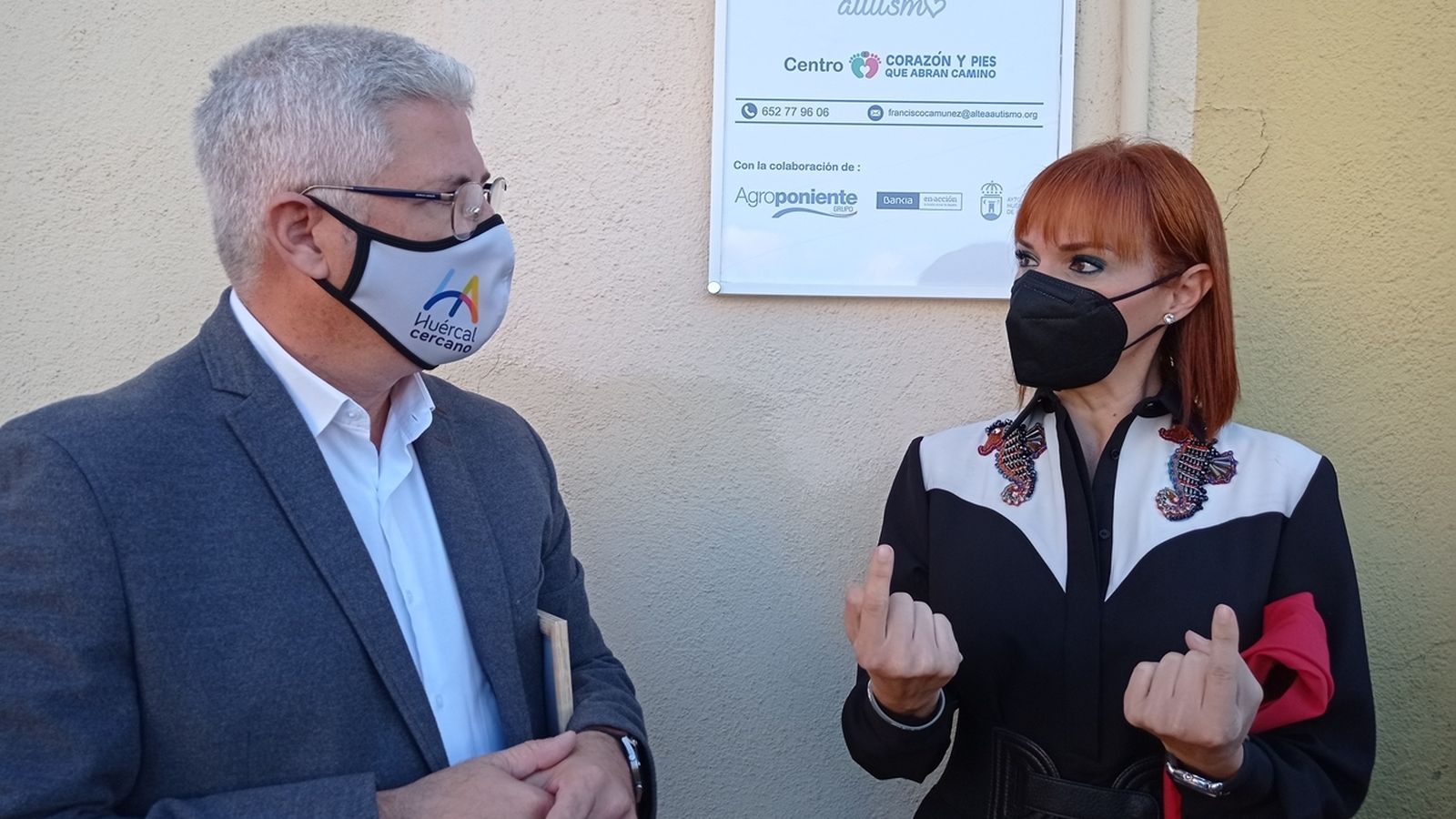 El alcalde, Ismael Torres, y la presidenta de ALTEA, Mª Carmen Almagro