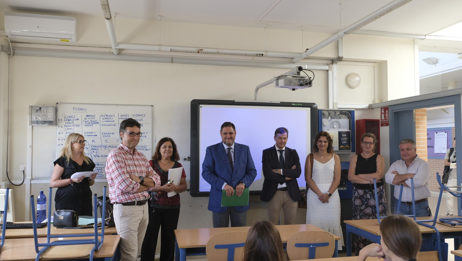 Imágenes del comienzo del nuevo curso de Secundaria en el IES Aurantia de Benahadux