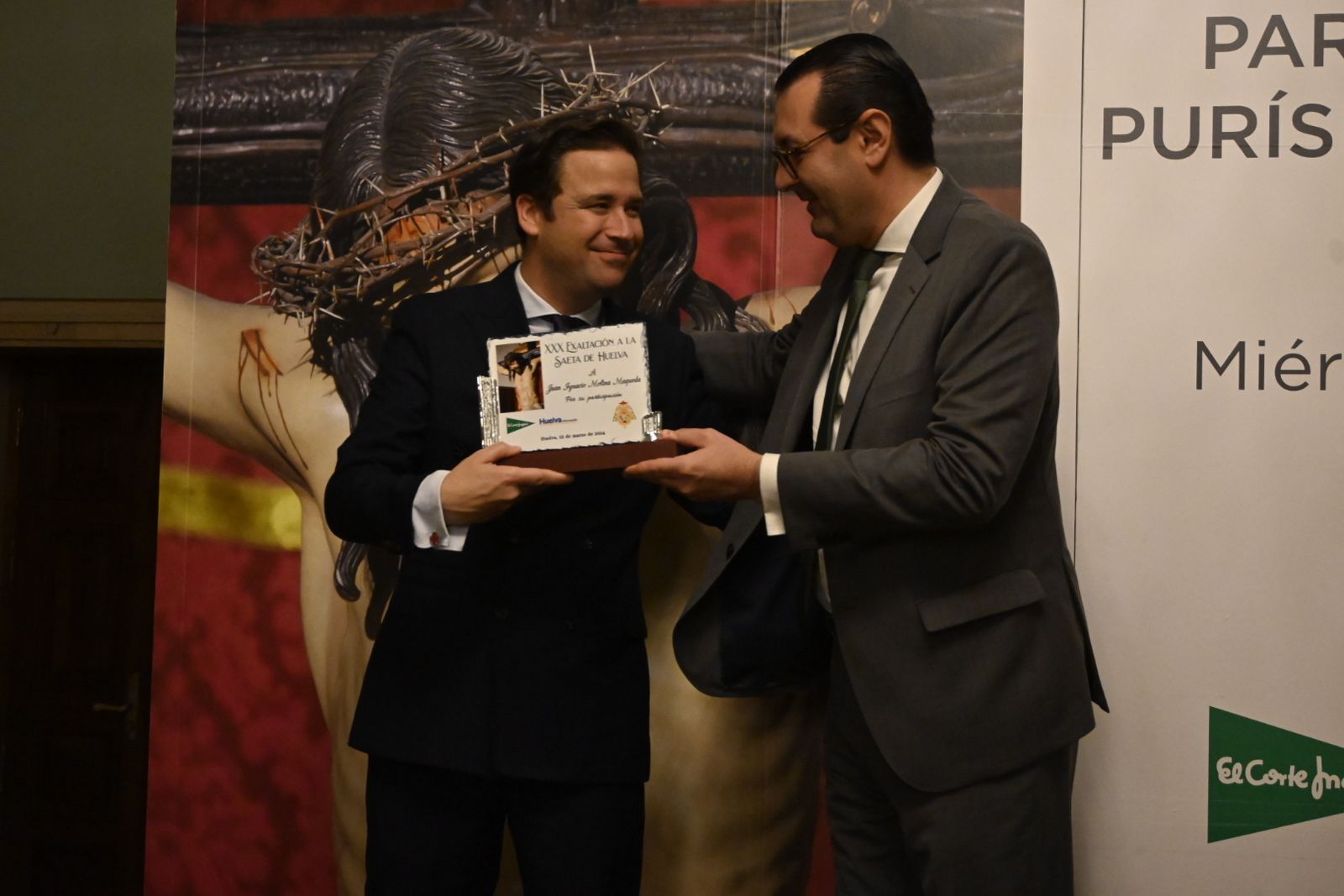 Acto de entrega de recuerdos por la XXX Exaltación a la Saeta de Huelva, en imágenes