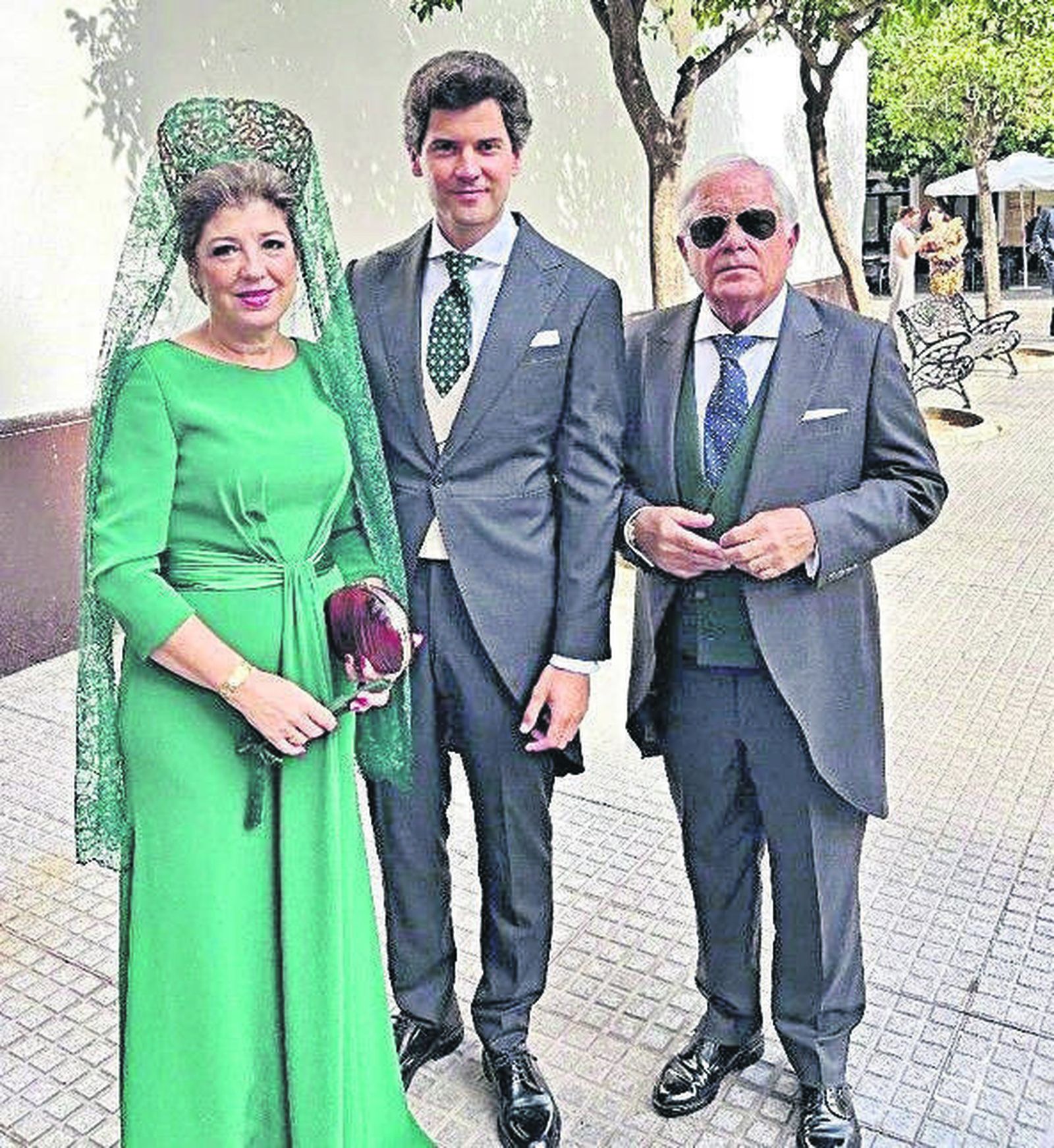 El matrimonio Antonio Márquez y María Victoria Varela con su hijo Antonio.