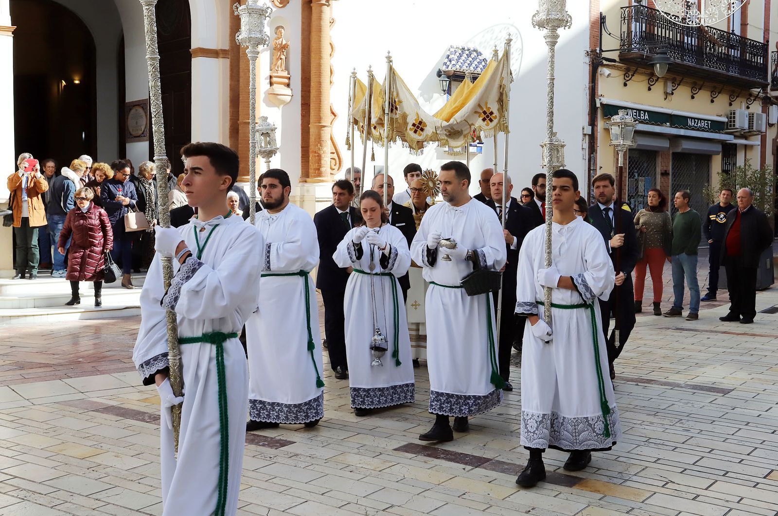 Imágenes de la procesión del Sacramento desde la Concepción