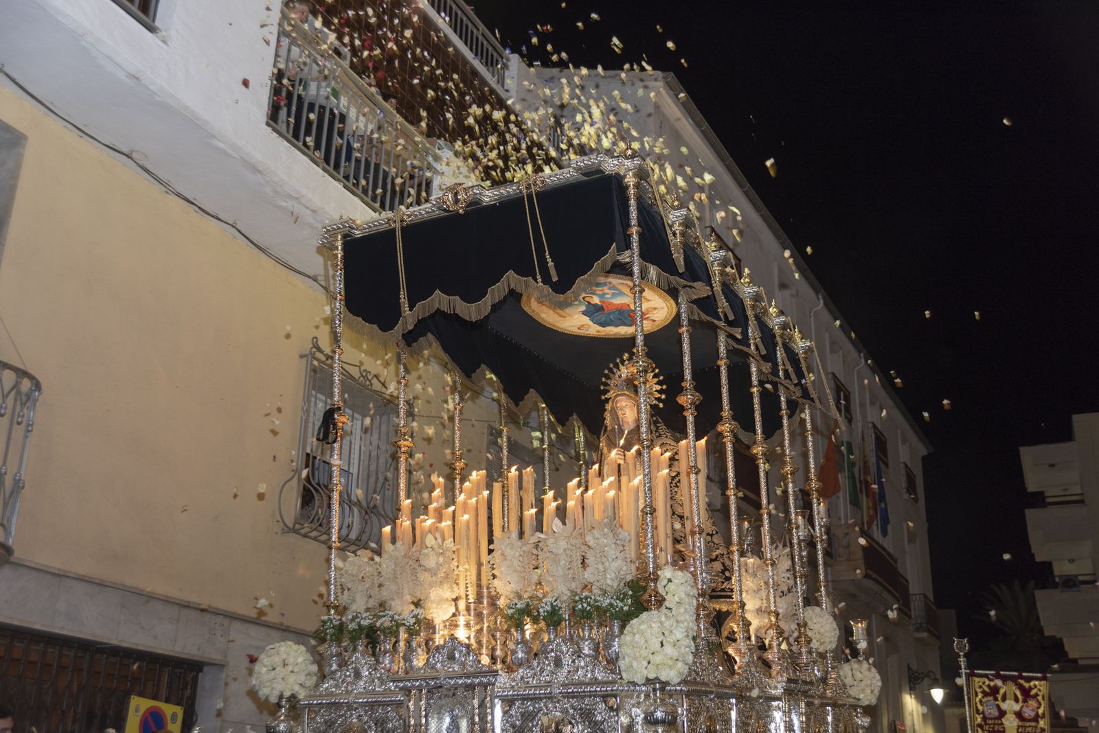 Imágenes de la procesión del Jueves Santo en Cuevas