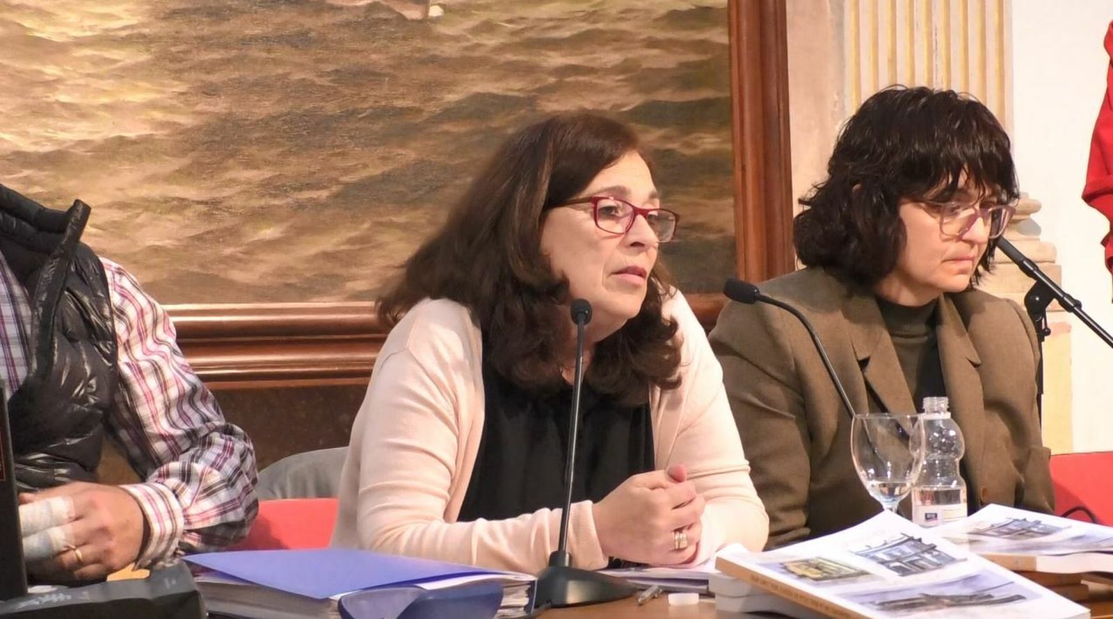 Alumnos del CEPER durante la presentación del libro