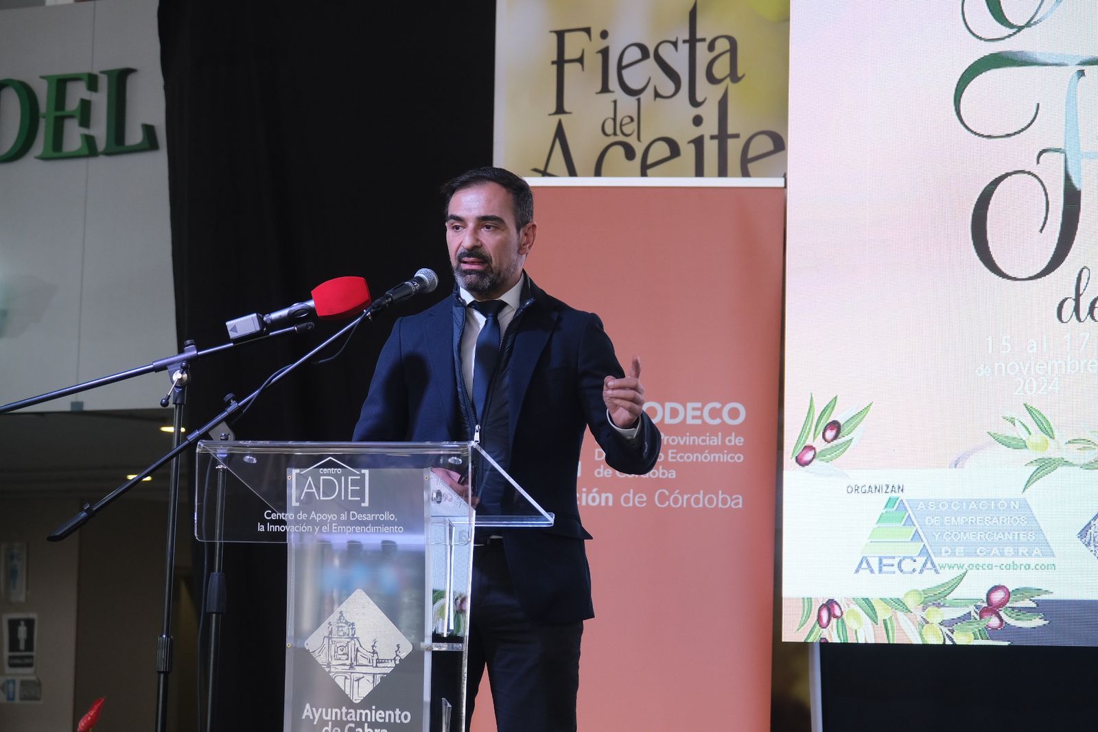 Las imágenes de la Fiesta del Aceite Fresco de Cabra