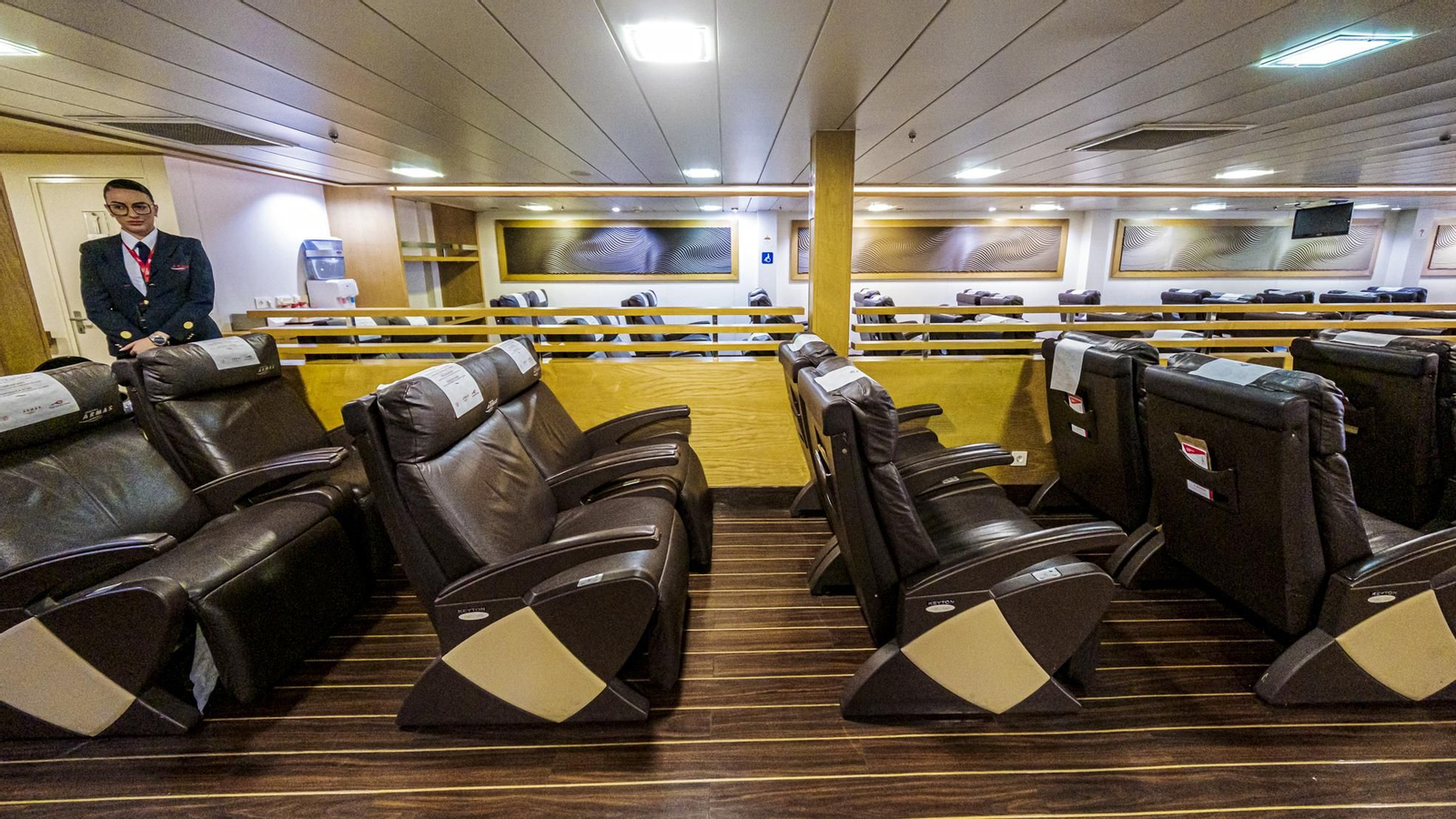 Interior del superferry 'Volcán de Tinamar'.