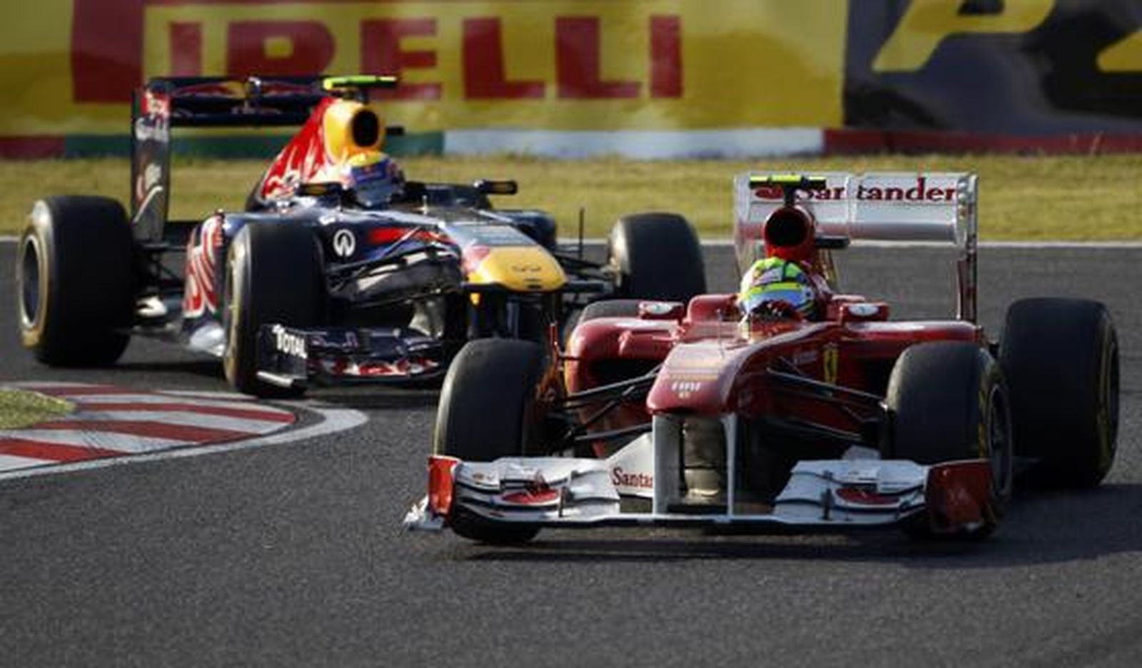 Sebastian Vettel gana en Suzuka su segundo mundial a cuatro carreras del final del campeonato. / Reuters