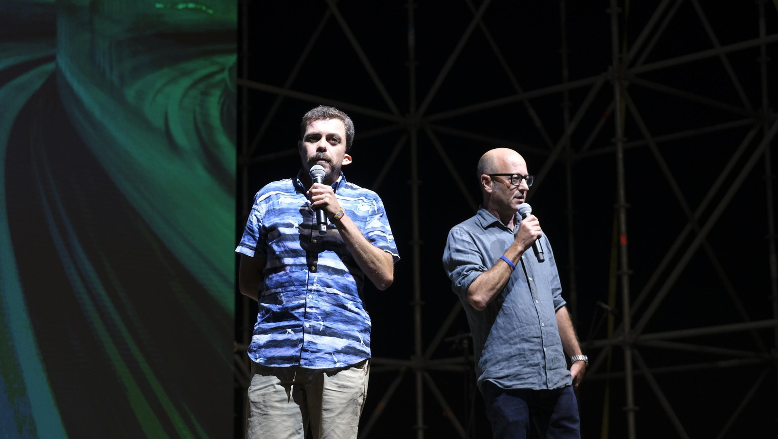 Fotogalería acto reivindicativo por la llegada del AVE a Almería.
