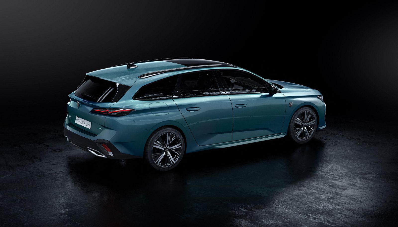 El 308 de Peugeot tendrá carrocería familiar, la SW
