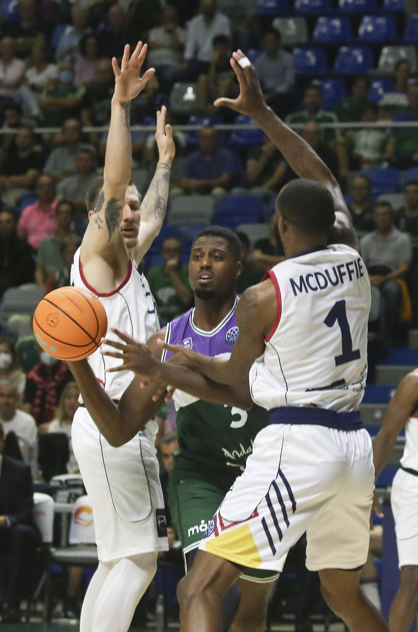 Melvin Ejim, sus cuatro años y seis títulos en Málaga