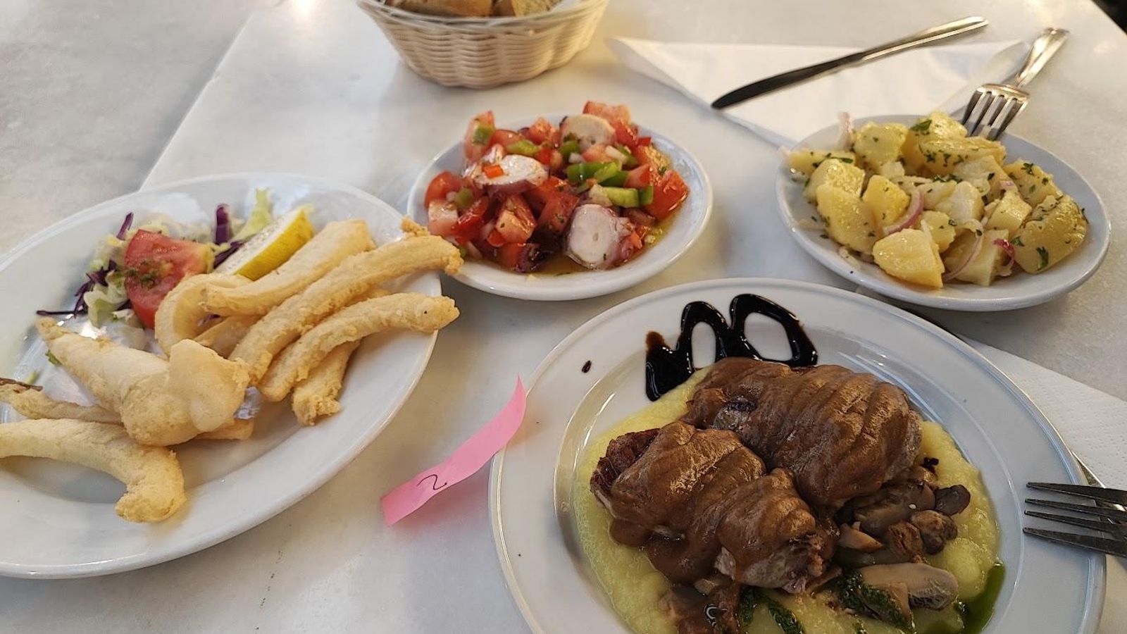 Taberna Jerez. Taberna Jerez.