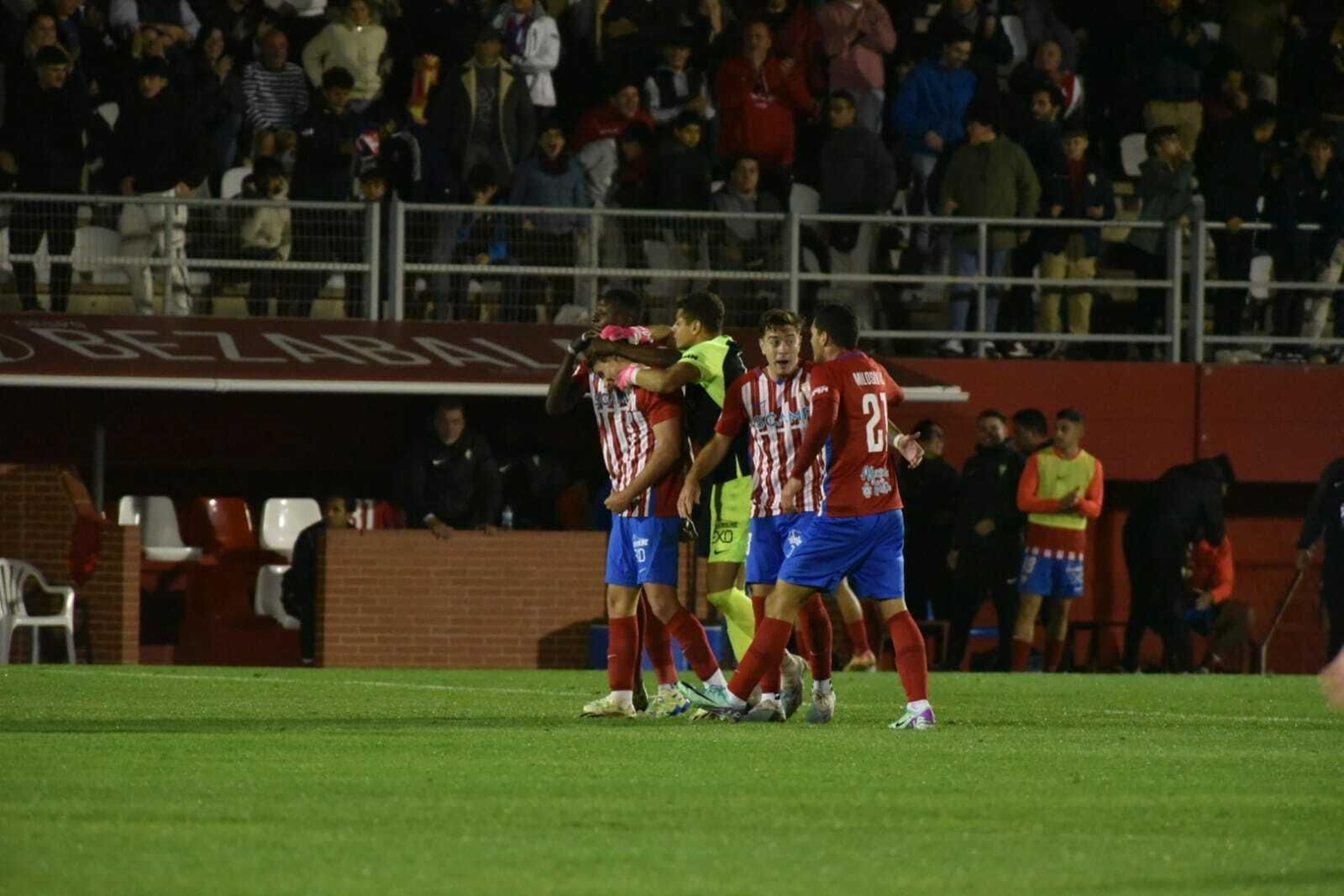 Imágenes del Algeciras-Recreativo de Huelva en el Nuevo Mirador