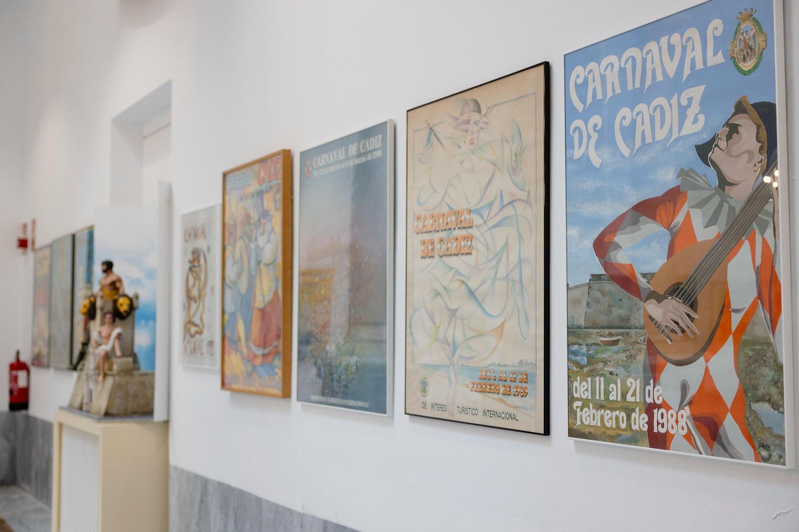 Galería de imágenes de las exposiciones inauguradas en la Casa del Carnaval