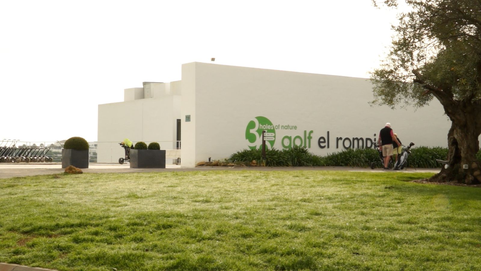 Las instalaciones que han sido objeto del asalto.