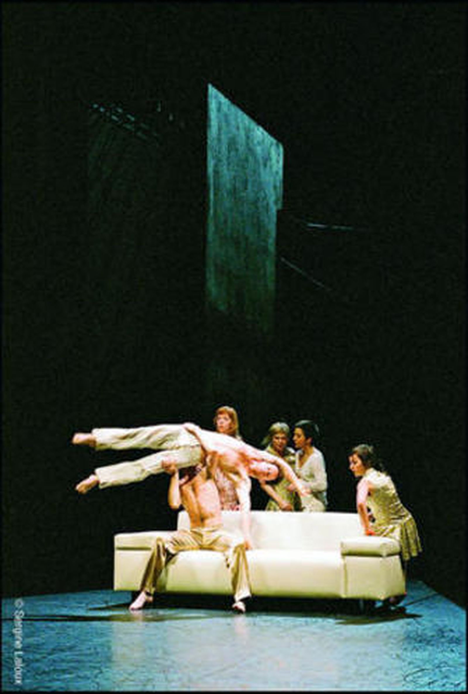 Música y danza en un paisaje urbano