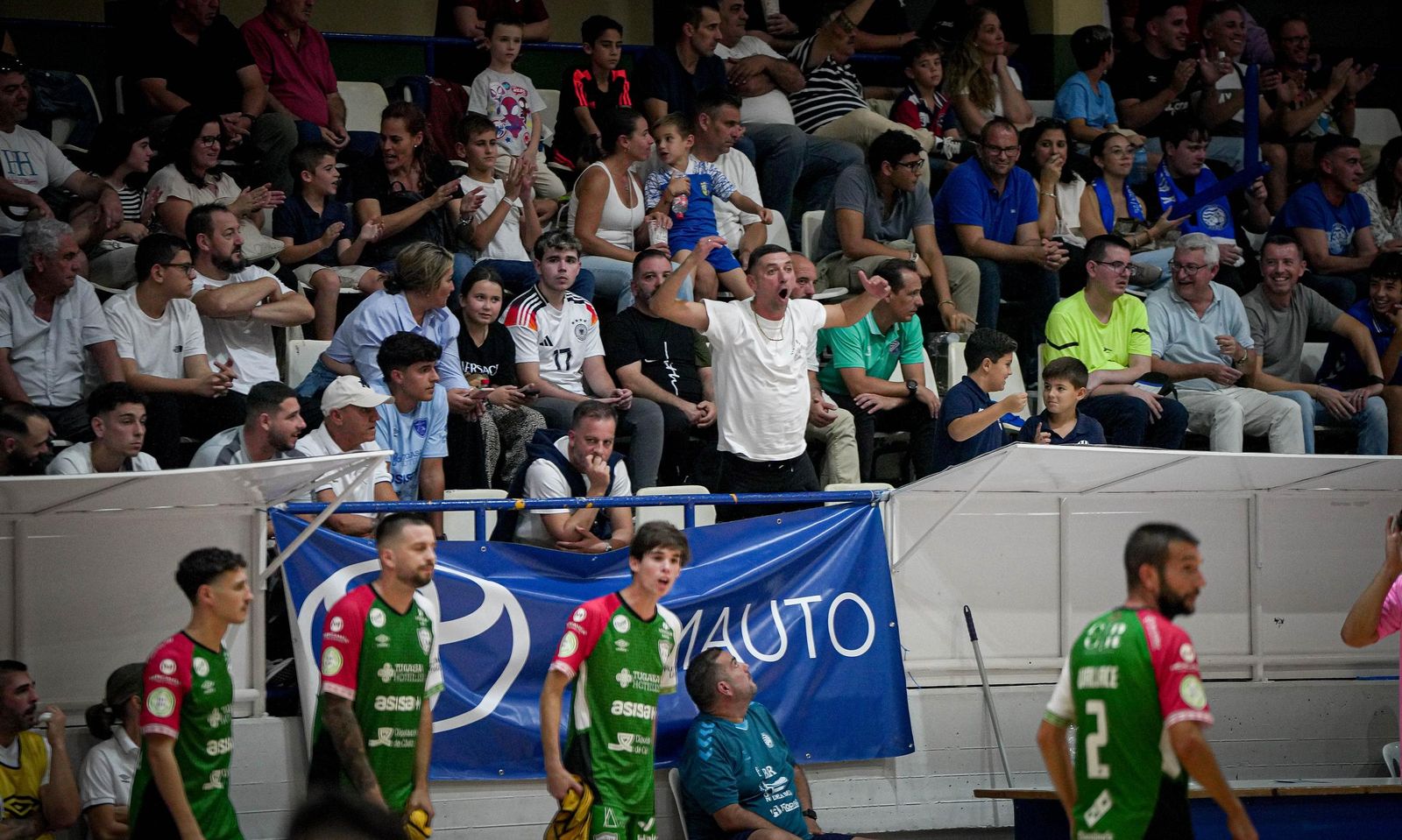 Imágenes del partido de futbolsala entre el Xerez Toyota - Cádiz Virgili