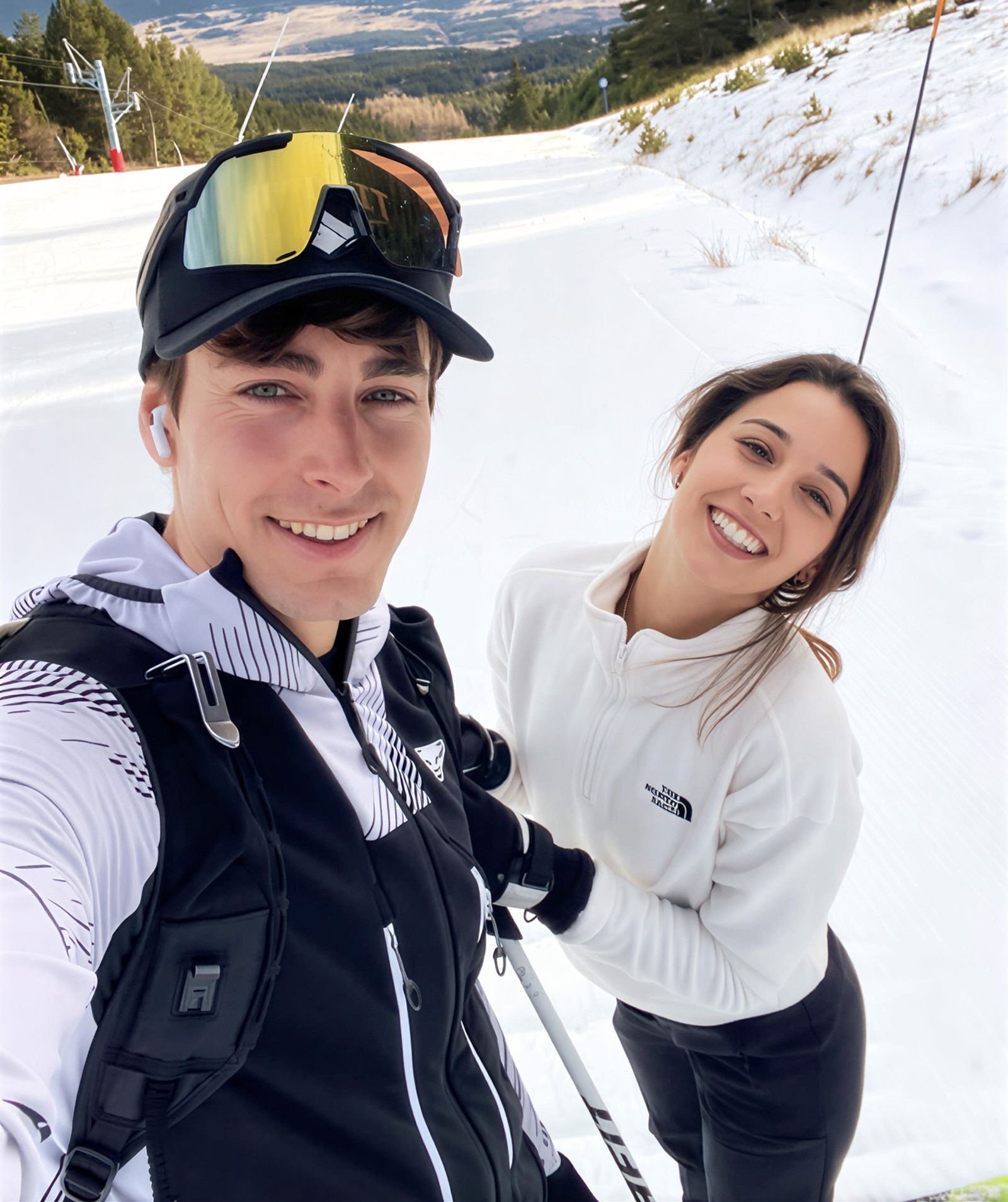 Oriol Cardona y Amaia Aberasturi, una pareja que comparte su pasión por el deporte.