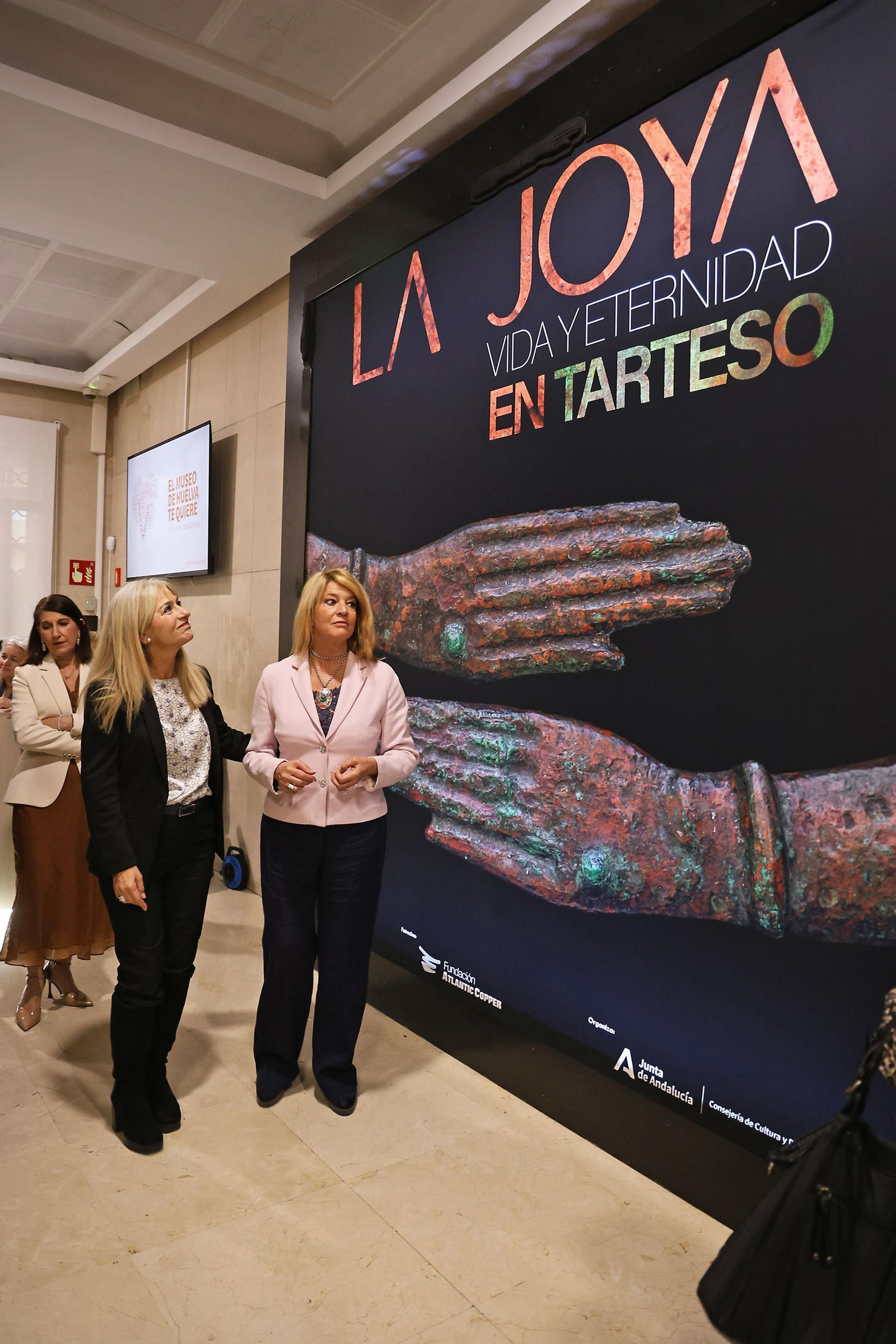 Imágenes de la inauguracion de le exposición 'La Joya, Vida y Eternidad en Tarteso' en el Museo de Huelva