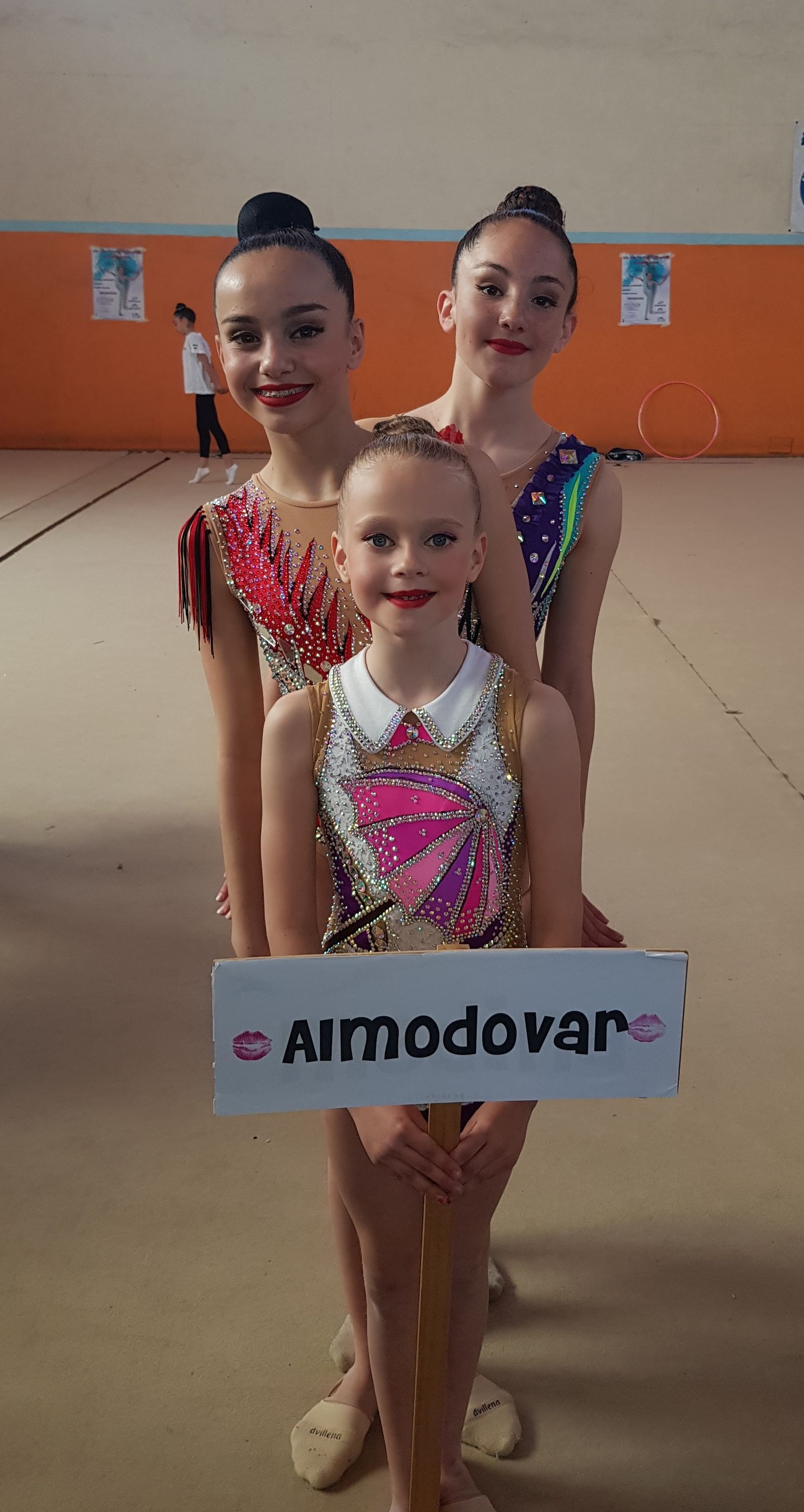 Las gimnastas del Almodóvar del Río, en Málaga.
