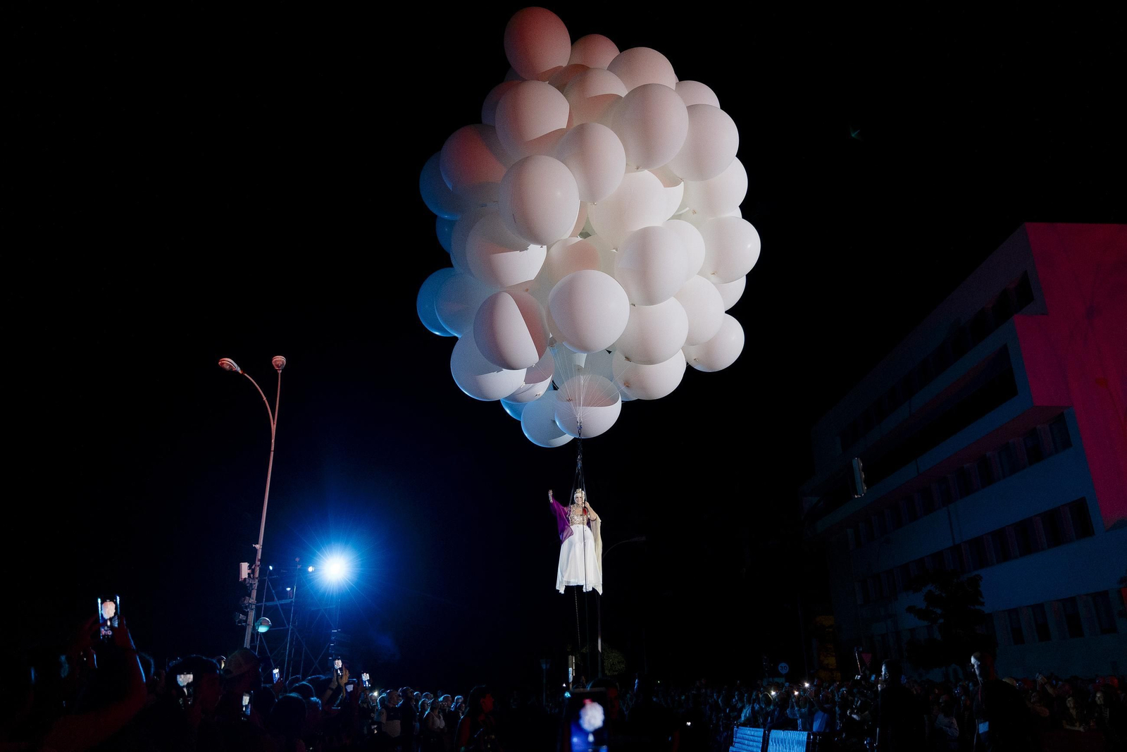 Las imágenes de "Foedus, Gaditanorum", el espectáculo de clausura del festival Cádiz Romana en las Puertas de Tierra