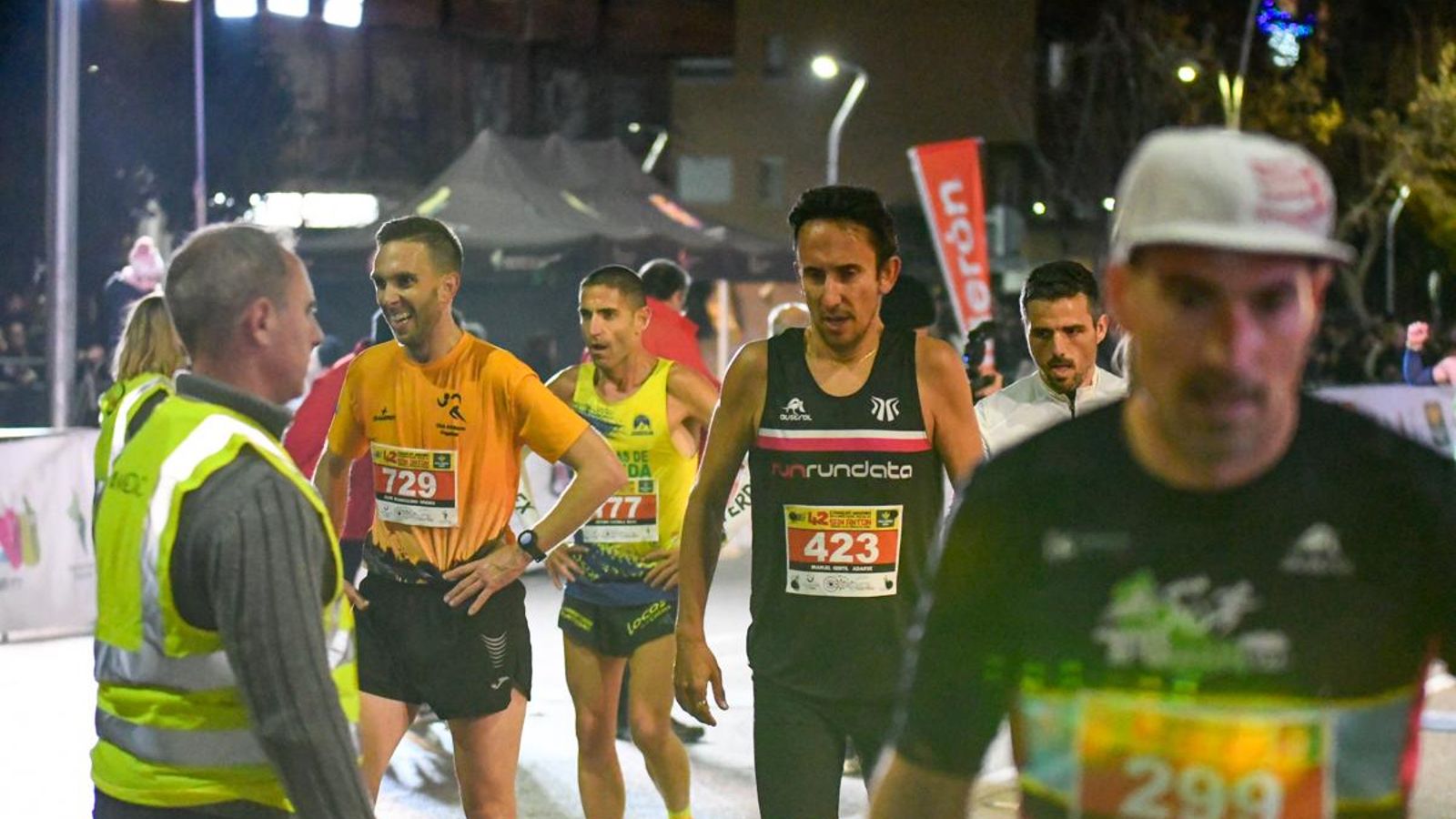 En imágenes: búscate en tu llegada a meta de la Carrera de San Antón 2025 (2)