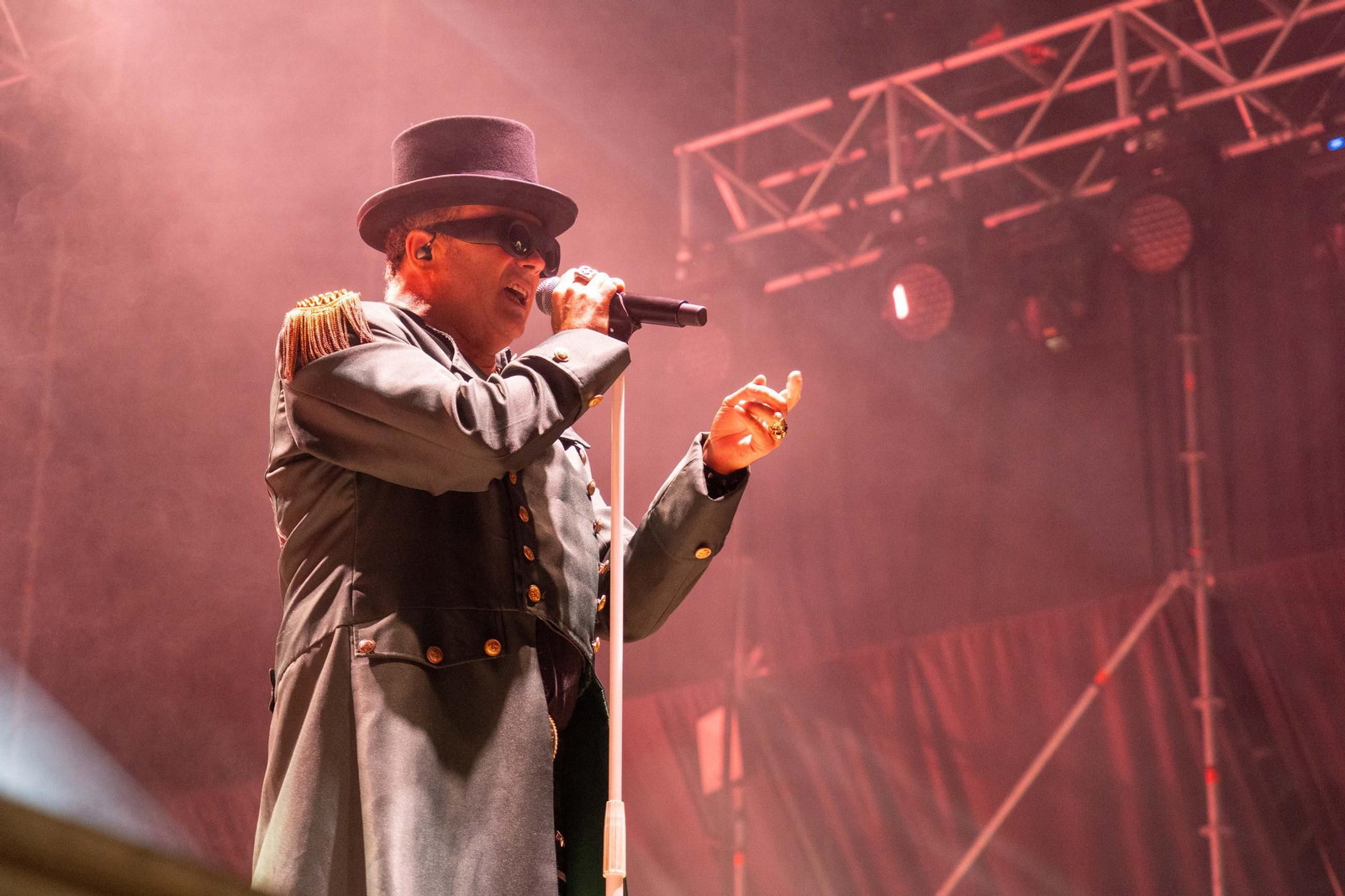 Colombinas 2025: Imágenes del concierto de Seguridad Social en las Fiestas Colombinas