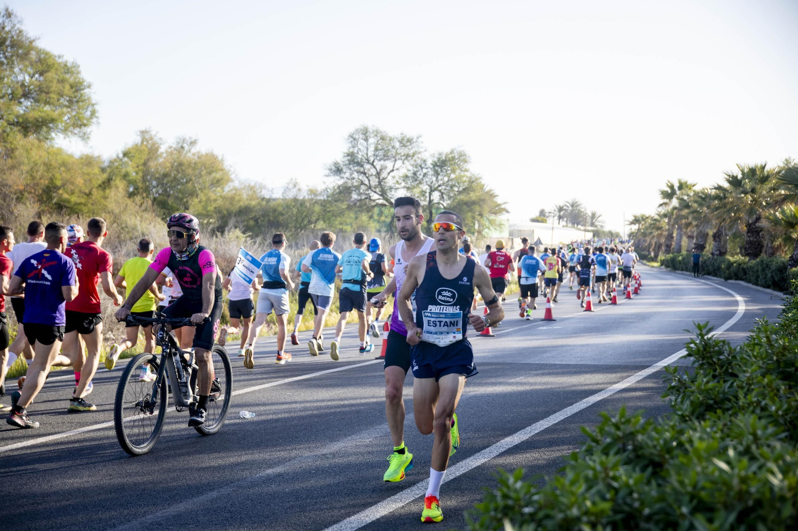 El Medio Maratón de Almería 2025, en imágenes