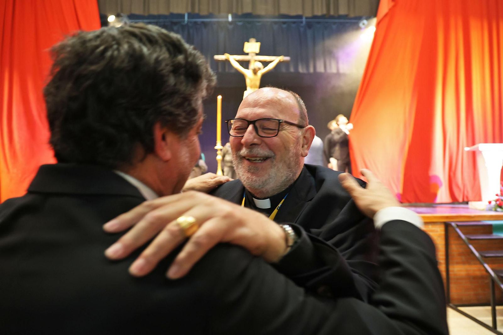 Las mejores imágenes del traslado del Cristo de la Pasión al Centro Penitenciario de Huelva