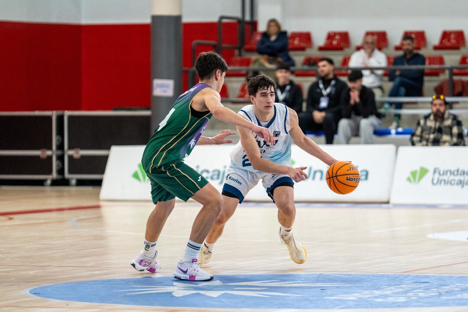 Liga U22: Carácter y remontada del Unicaja ante el BAXI Manresa (88-85)