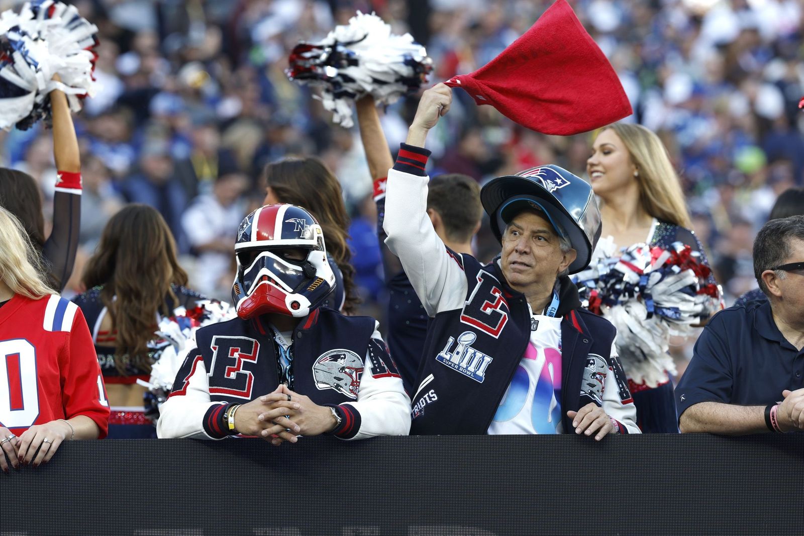 Las mejores fotos de la Super Bowl con la actuación de Bad Bunny