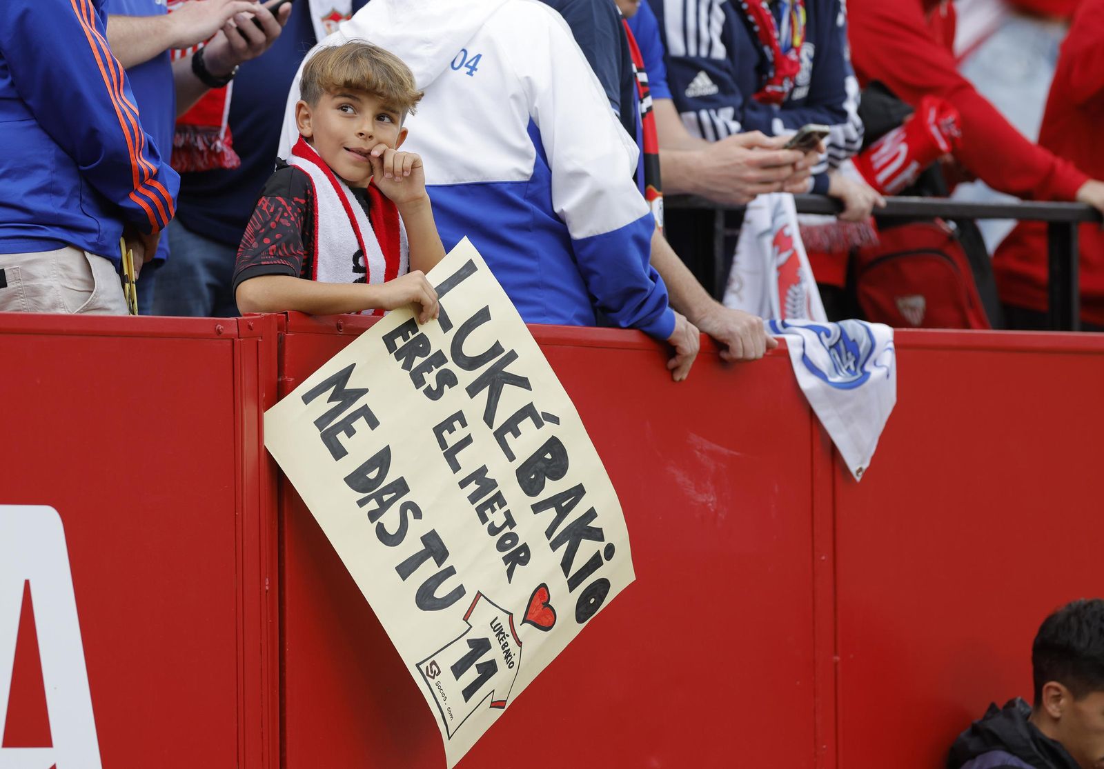 Búscate en las fotos del Sevilla fc - Rayo