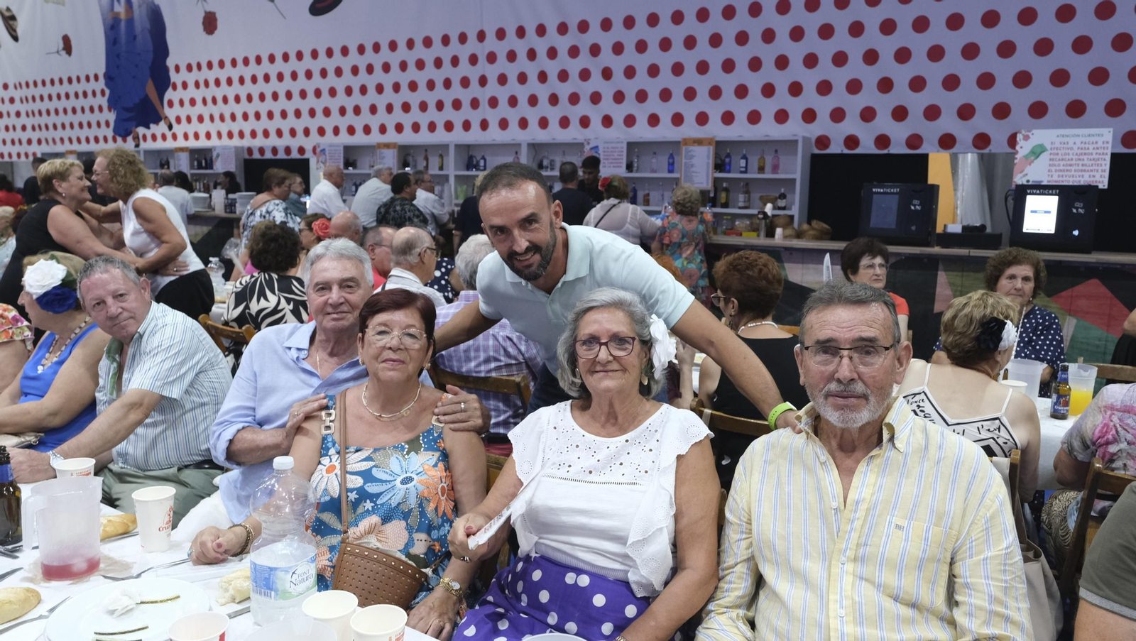 El homenaje a los mayores en la Feria de Almería 2025, en imágenes