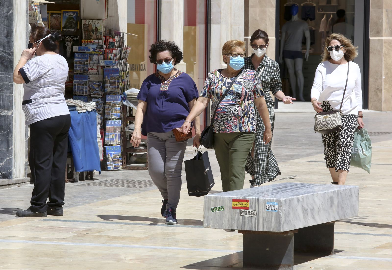 Las fotos del centro de Málaga, de vuelta a la vida con la desescalada