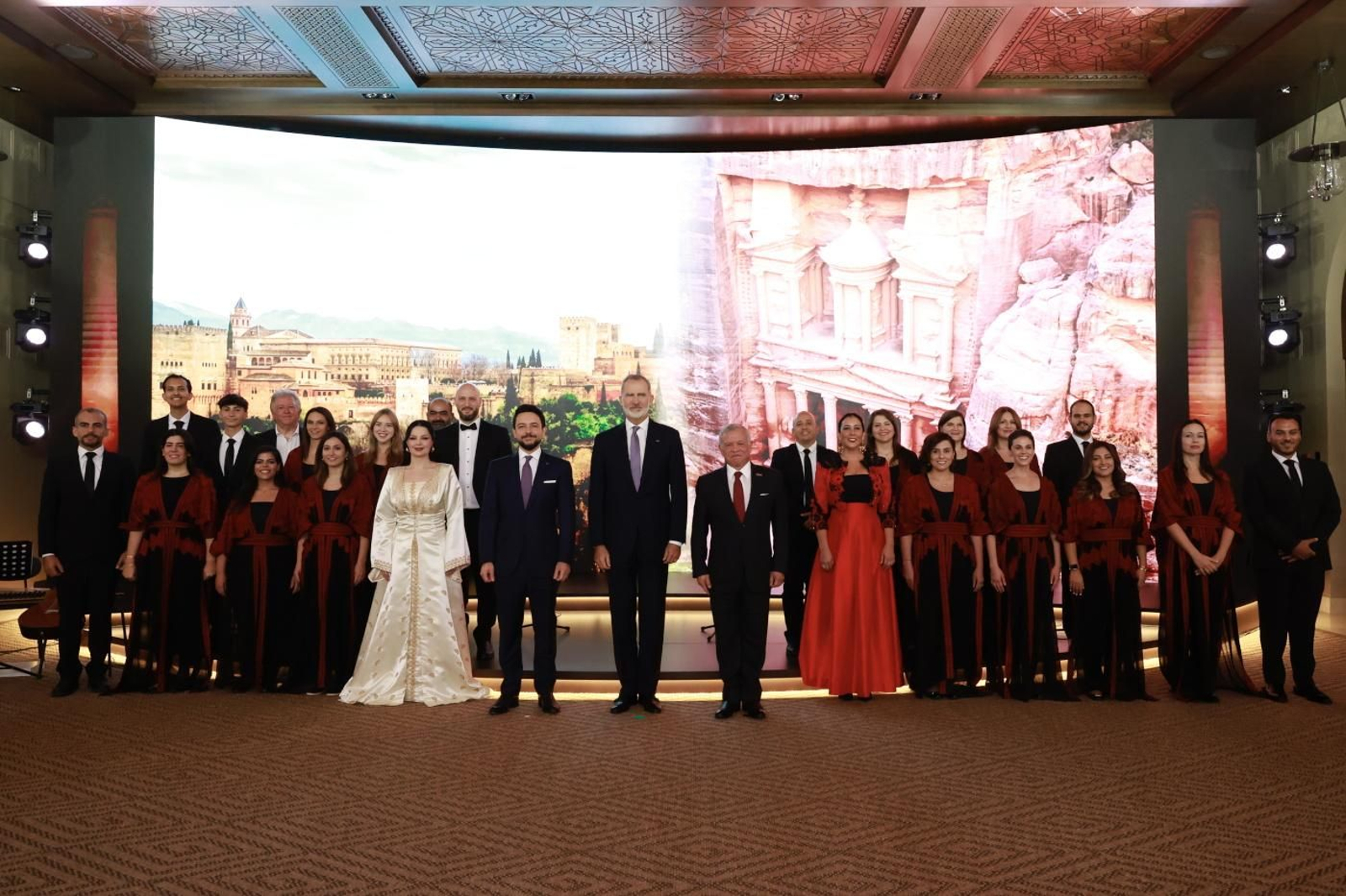El Rey Felipe VI, en el acto de hermanamiento de la Alhambra con Petra.