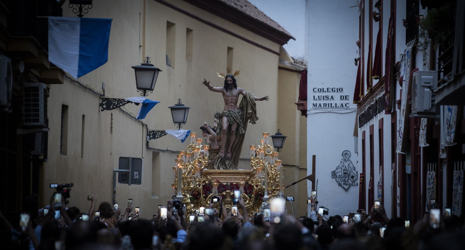 Las imágenes de la salida extraordinaria del Señor de la Resurrección