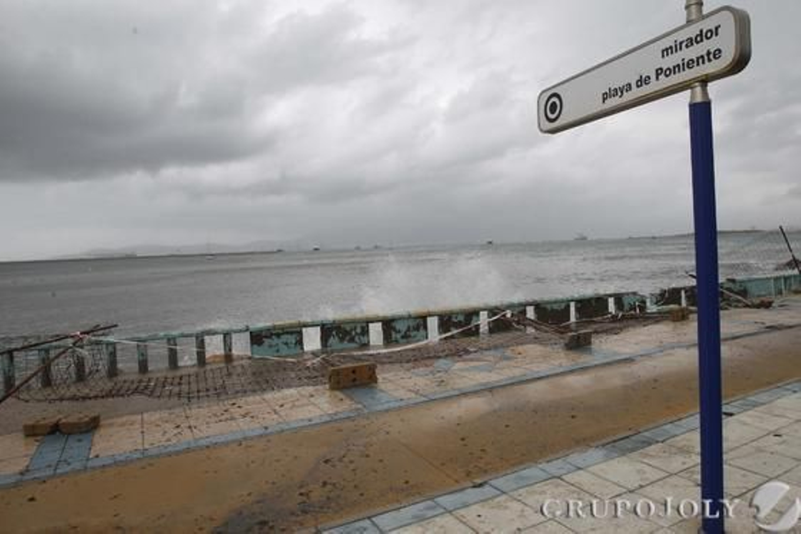 El temporal en La Línea (Cádiz)

Foto: A. Carrasco