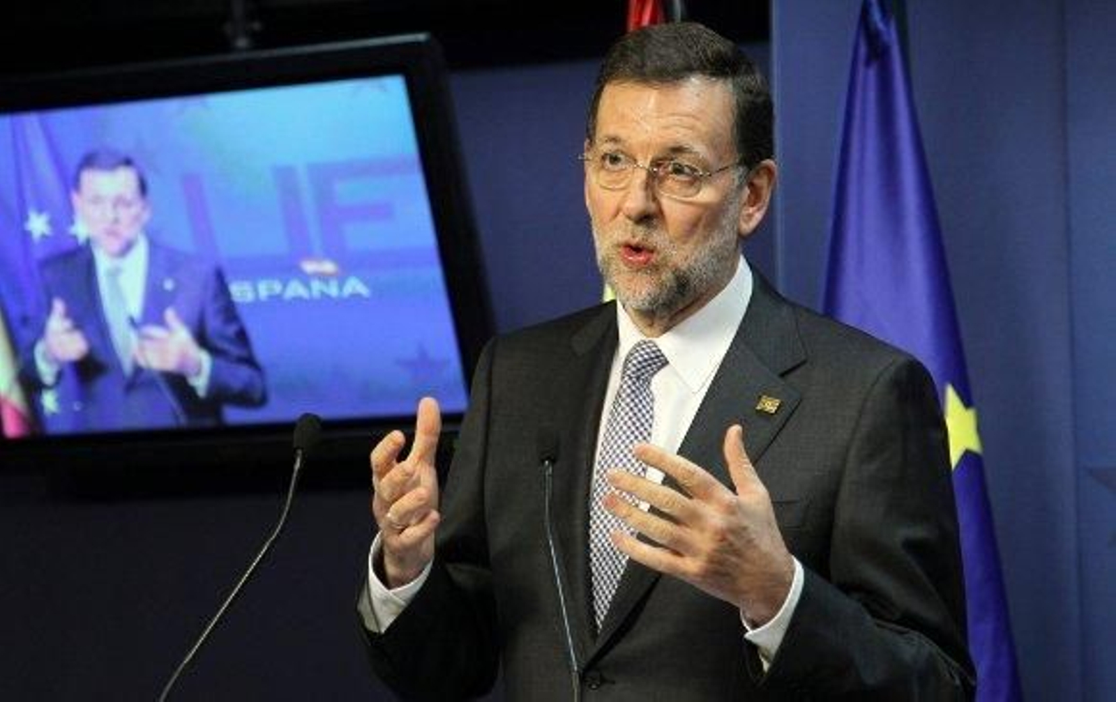 España cerrará 2012 con un déficit del 5,8%, frente al 4,4% pactado con la UE