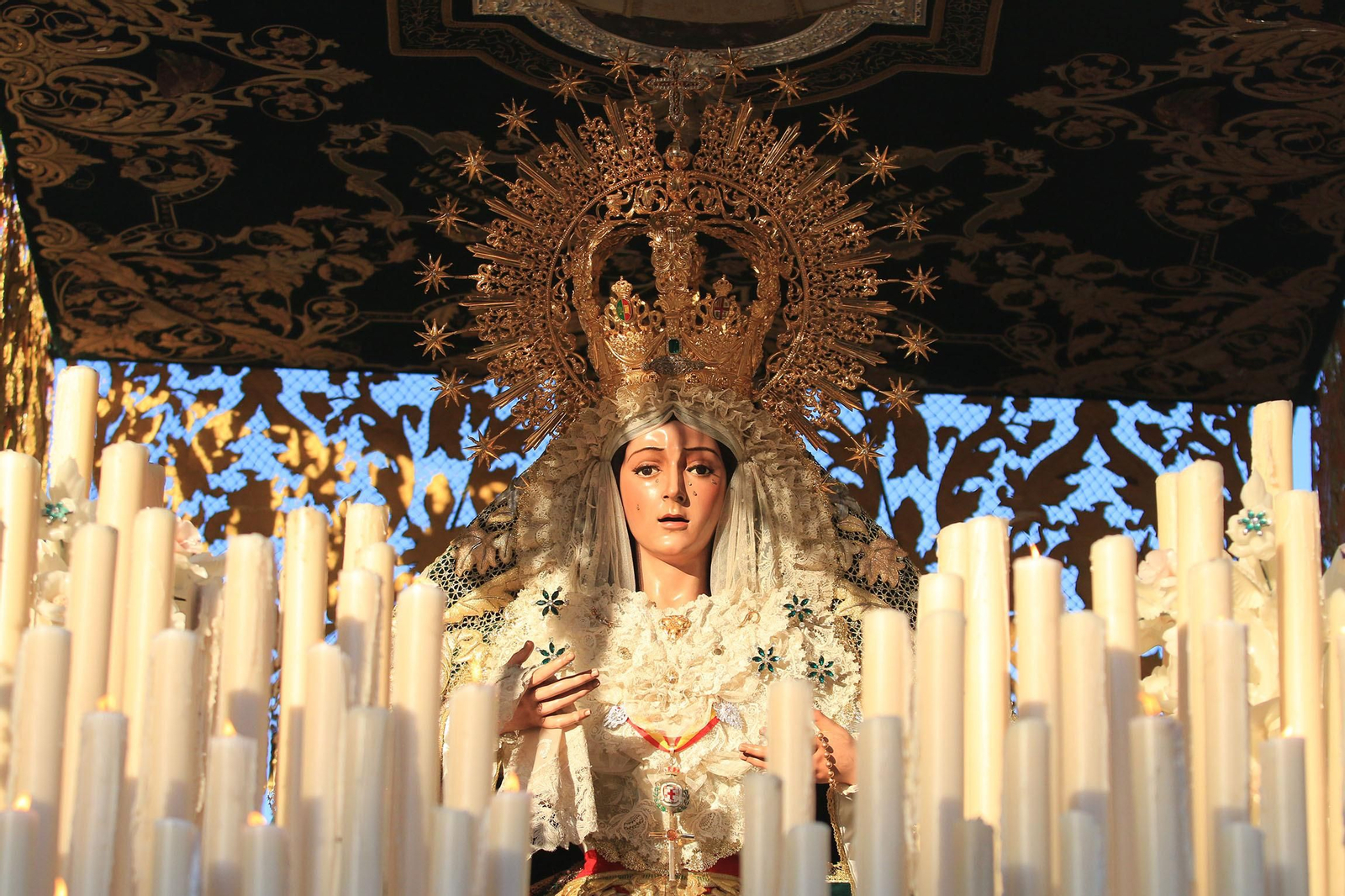 La procesión de la Macarena, en imágenes