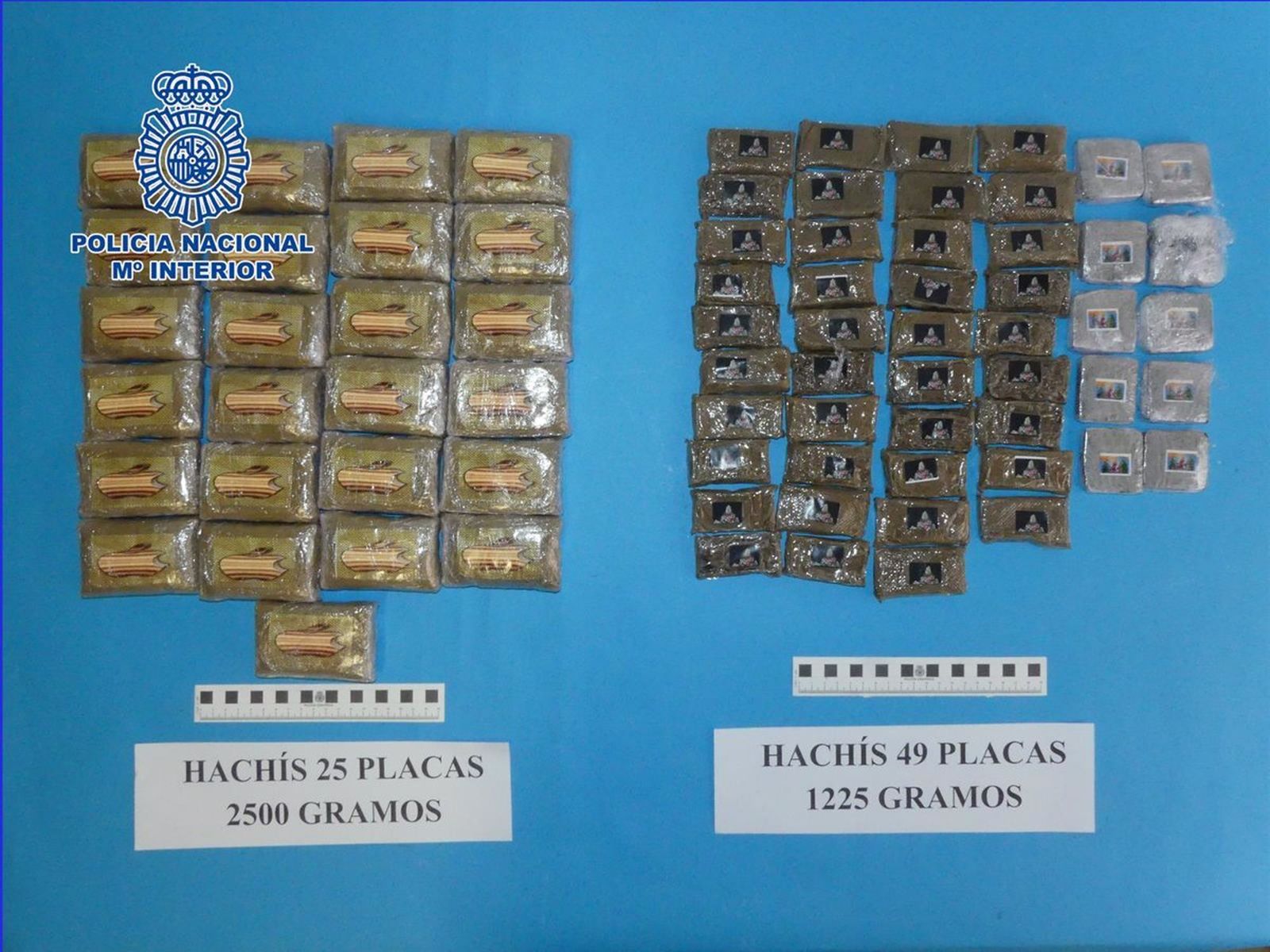 Placas de hachís intervenidas.