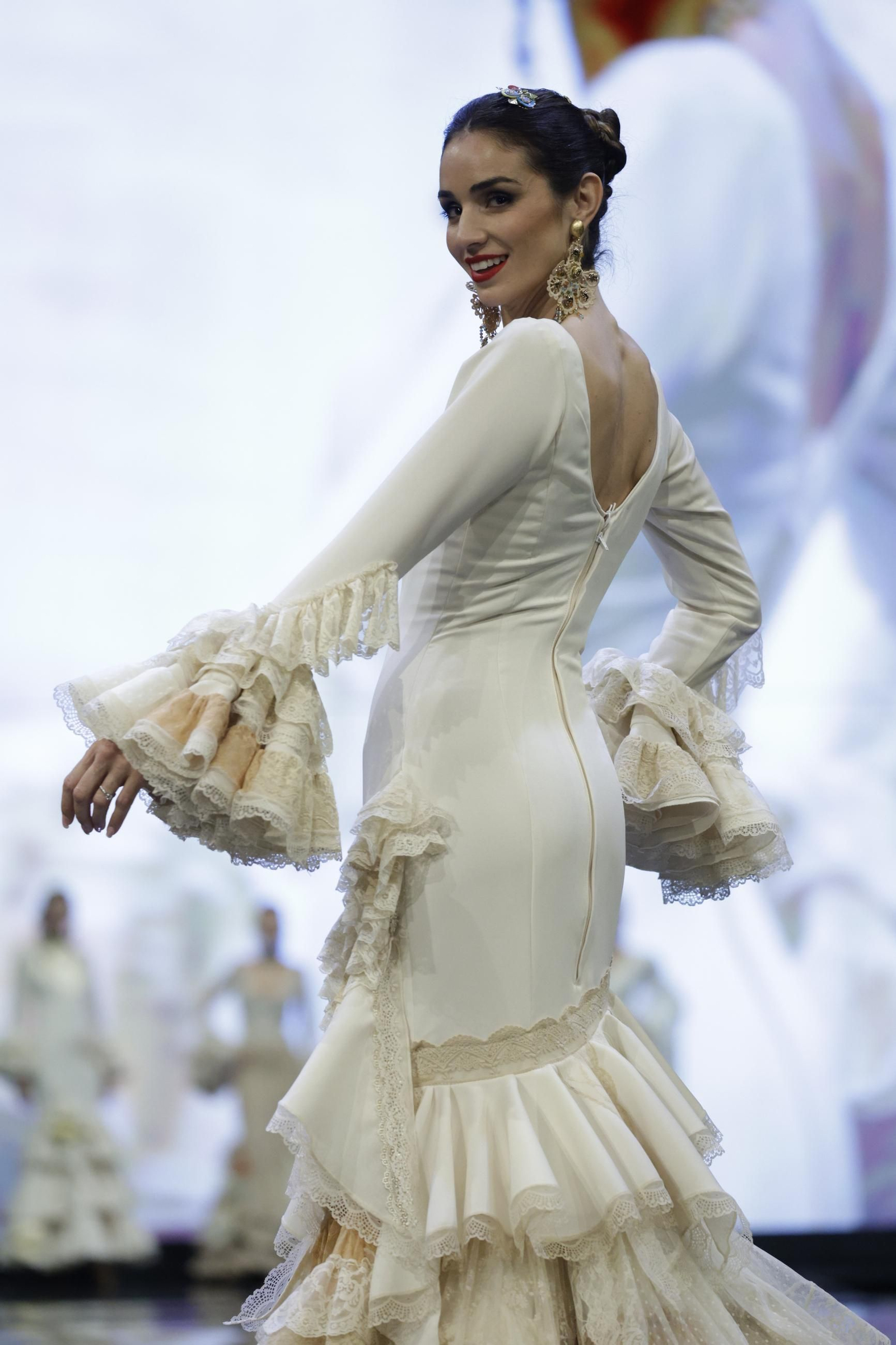 El desfile de Aurora Gaviño en SIMOF 2025, todas las fotos