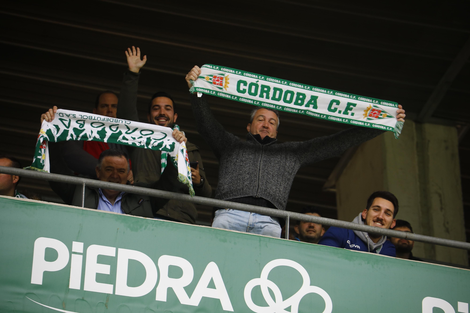 El ambiente en las gradas de El Arcángel para el Córdoba CF - Cultural Leonesa, en imágenes