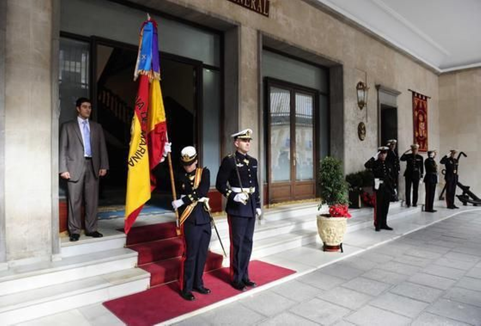 El general Pablo Bermudo y de Espinosa tomó posesión del cargo en Capitanía  Foto: Elias Pimentel