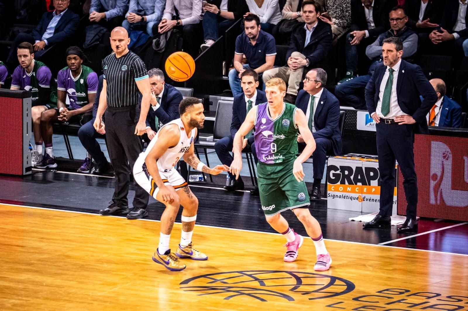 El Unicaja-Le Mans, en fotos