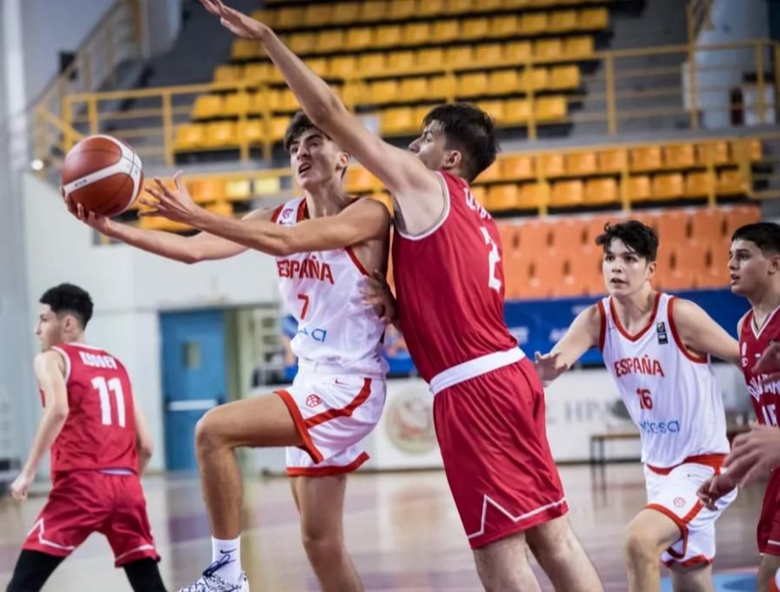 Daniel Carrasco brilla en el triunfo de España en el Europeo sub 16 Daniel Carrasco brilla en el triunfo de España en el Europeo sub 16
