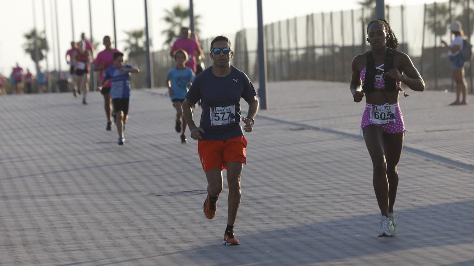 Fotos de la VI Carrera por la Mujer a beneficio de Apron