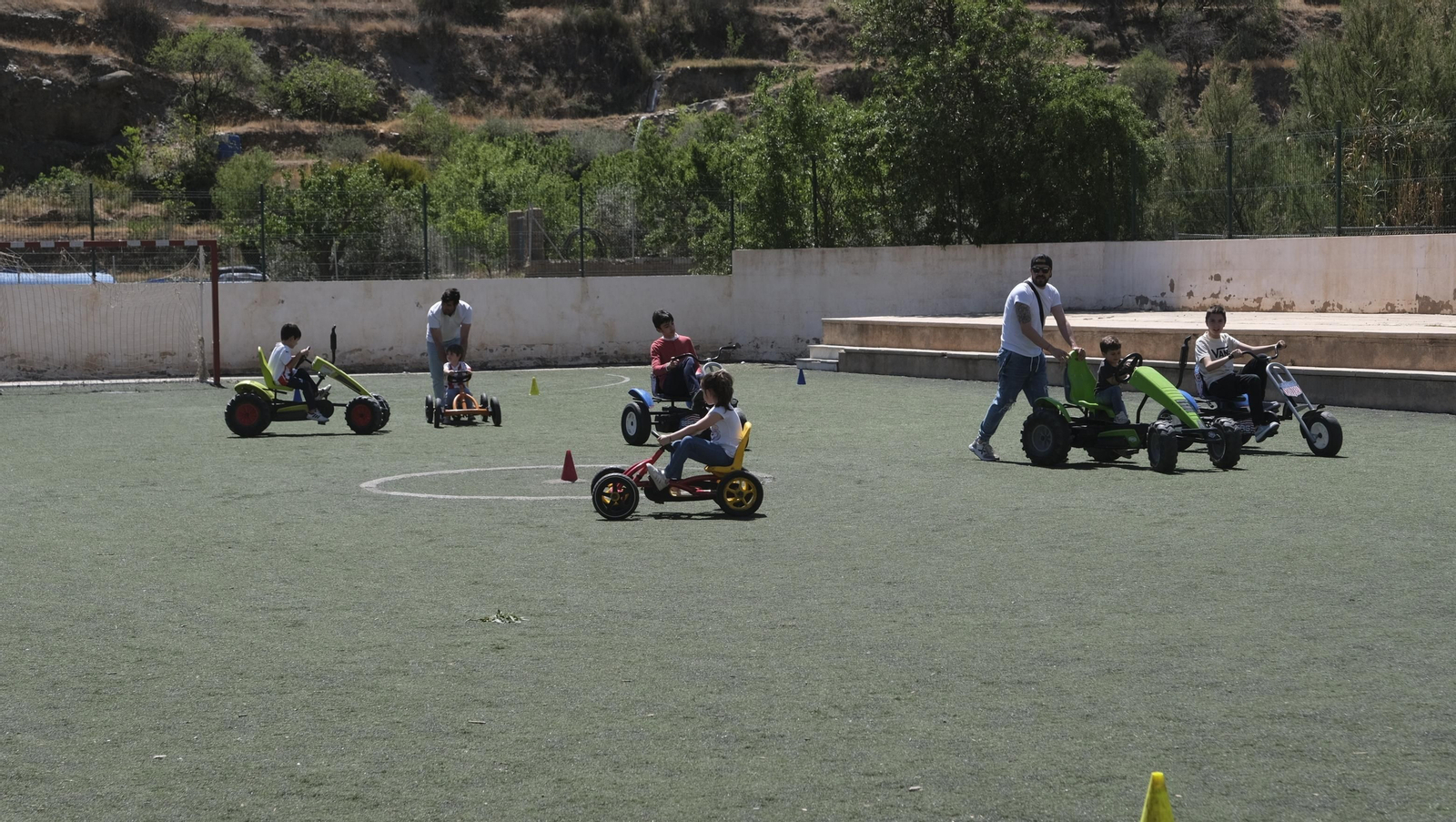 Imágenes de los juegos infantiles en las Fiestas de Abla
