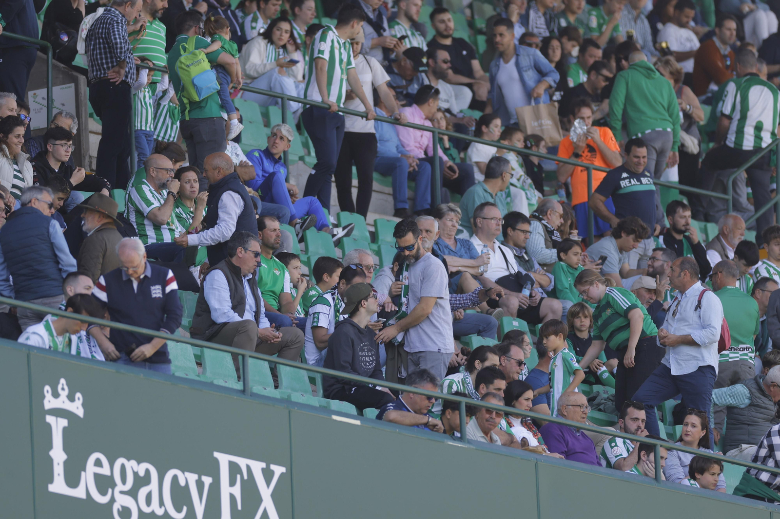 Búscate en las fotos del Betis-Mallorca