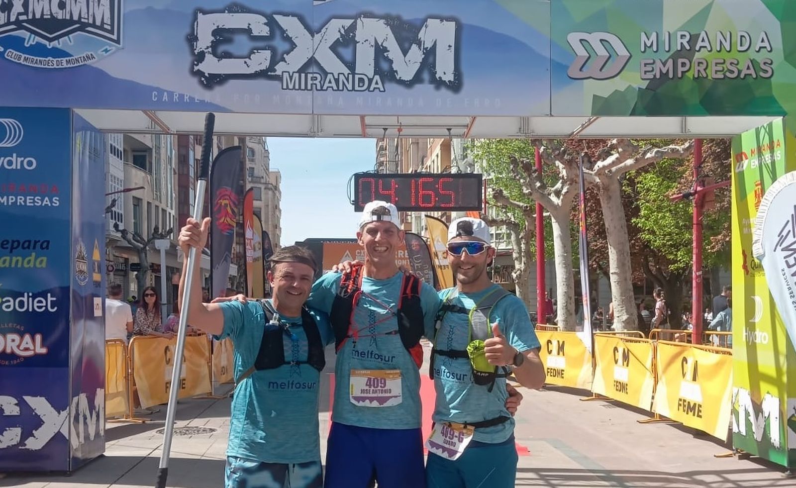 José Antonio Fernández en la meta de Miranda de Ebro.