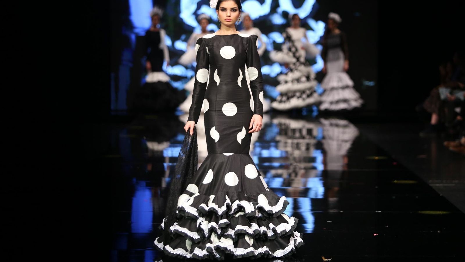 Loli Vera en SIMOF 2019, fotos del desfile