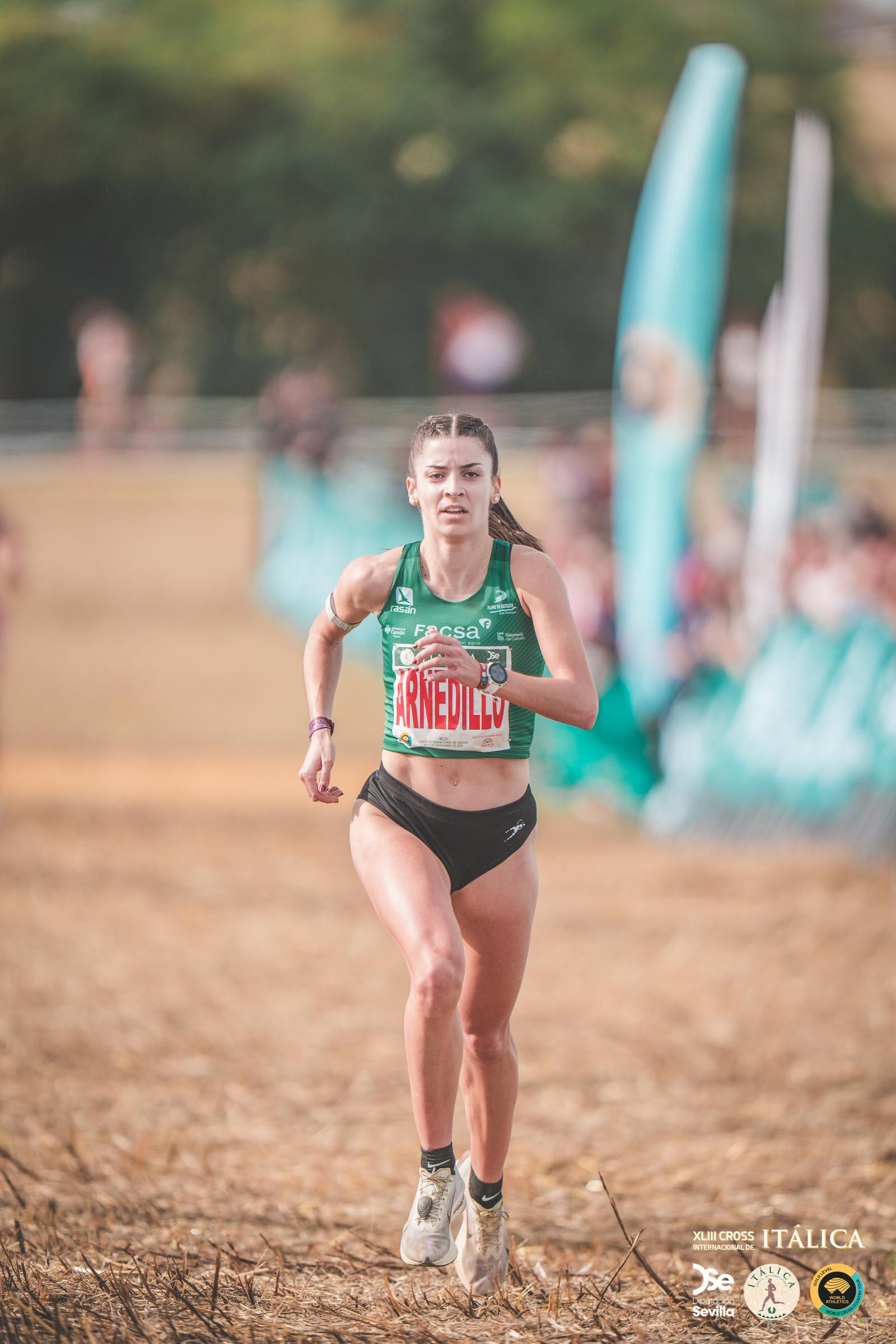 Búscate en las fotos del Cross de Itálica 2025 | 11
