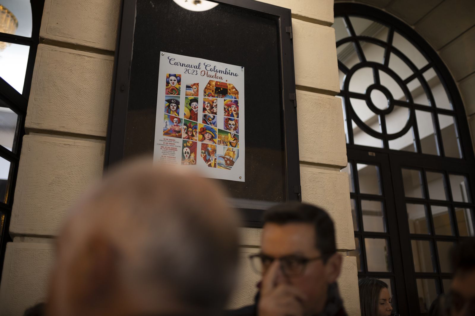 Ambiente del primer día de semifinal del Carnaval Colombino